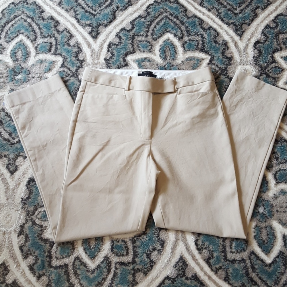 DONTATED**** Ankle Pants